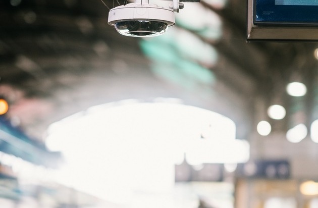 BPOL NRW: Videoauswertung im Hauptbahnhof überführt Täter - Bundespolizei bringt ...