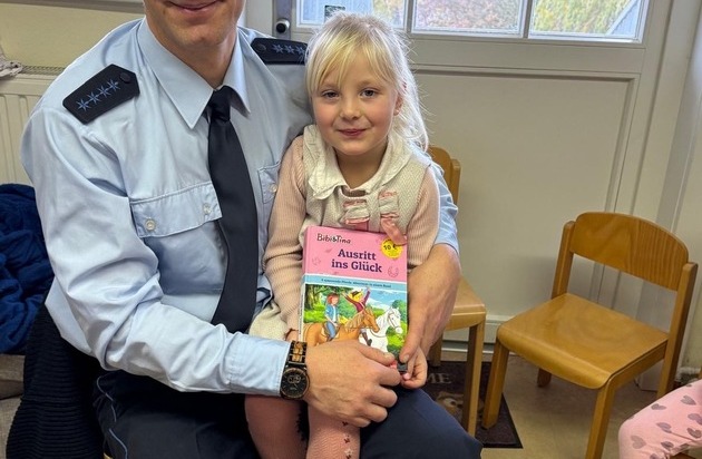 BPOL-H: Bundespolizeiinspektion Hannover engagiert sich beim Bundesweiten Vorlesetags ...