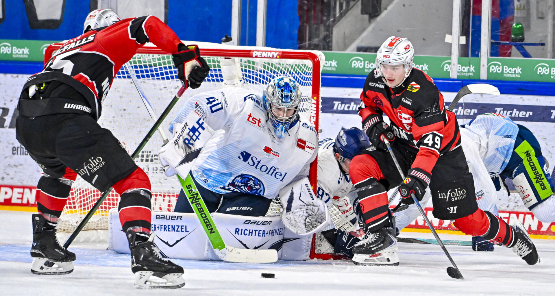 Schmerzliche Niederlage für die Ice Tigers bei der Red Party