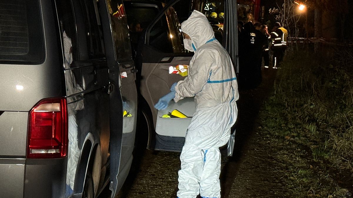 Gewalttat in München: Spaziergänger findet Frauenleiche im Wald