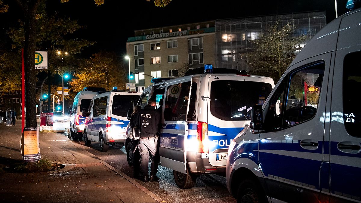 Hamburg & Schleswig-Holstein: Halloween in Hamburg: Strategie der Polizei ging auf