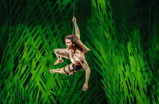 Umjubeltes Comeback nach 17 Jahren: Disneys Musical TARZAN® feiert Premiere in Hamburg