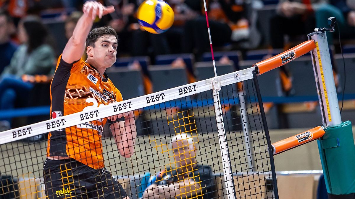 Berlin & Brandenburg: Volleys in der Spur: 3:0 bei Helios Grizzlys Giesen