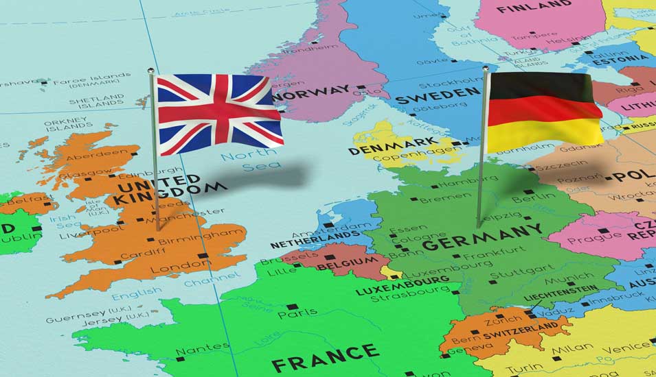 Kartenauschschnitt Europa, Großbritannien und Deutschland sind mit Fähnchen markiert.