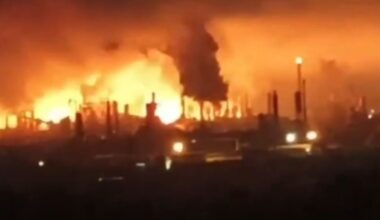 Ölindustrie im Visier: Ukraine greift Russland mit Drohnen an - mehrere Einschläge