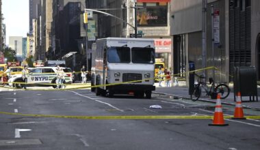 Angriff mitten in Manhattan : NFL-Star Kris Boyd ringt nach Schüssen mit dem Tod