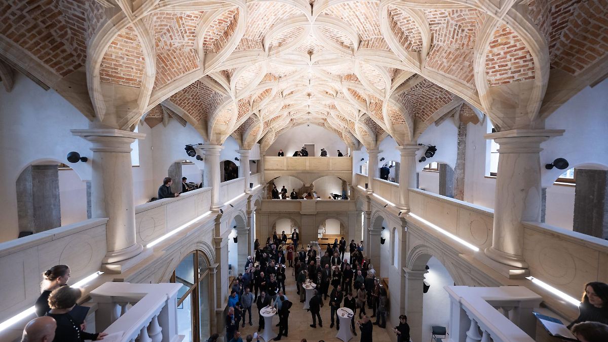 Sachsen: Dresdner Schlosskapelle erstrahlt in neuem Glanz