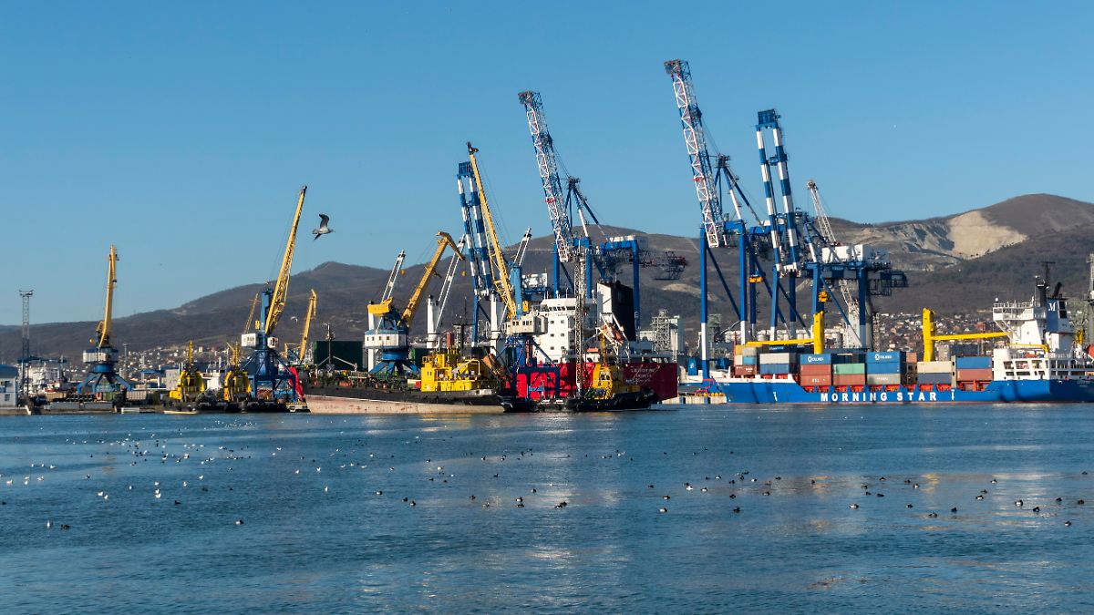 Ukraine greift russisches Ölterminal in Noworossijsk an