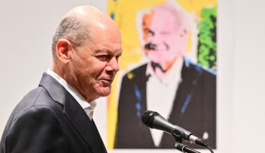 Altkanzler mischt sich wieder ein: Scholz kündigt Unterstützung für Nachfolger Merz an