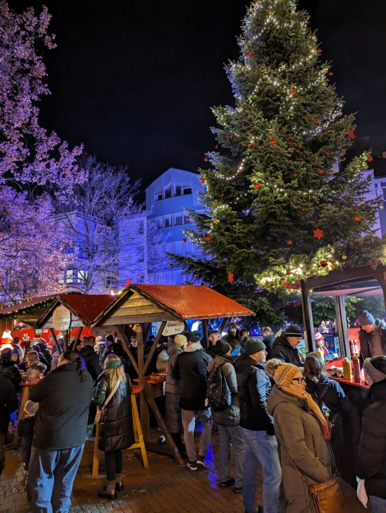 Der Steeler Weihnachtsmarkt findet vom 02.11.2024 - 05.01.2025 statt! Kommen Sie vorbei. (c) Steeler Weihnachtsmarkt