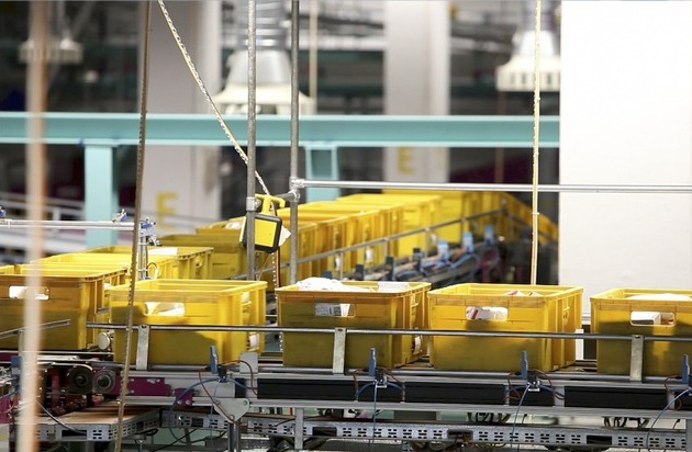 HZA-KI: Schnäppchen oder Stolperfalle? Der Zoll warnt vor Risiken beim ...