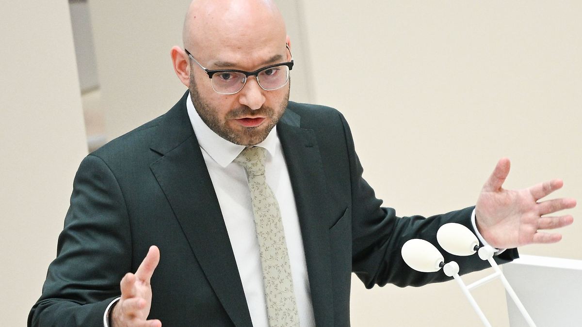 Berlin & Brandenburg: Innenminister Wilke will Dorst-Rücktritt nicht bewerten