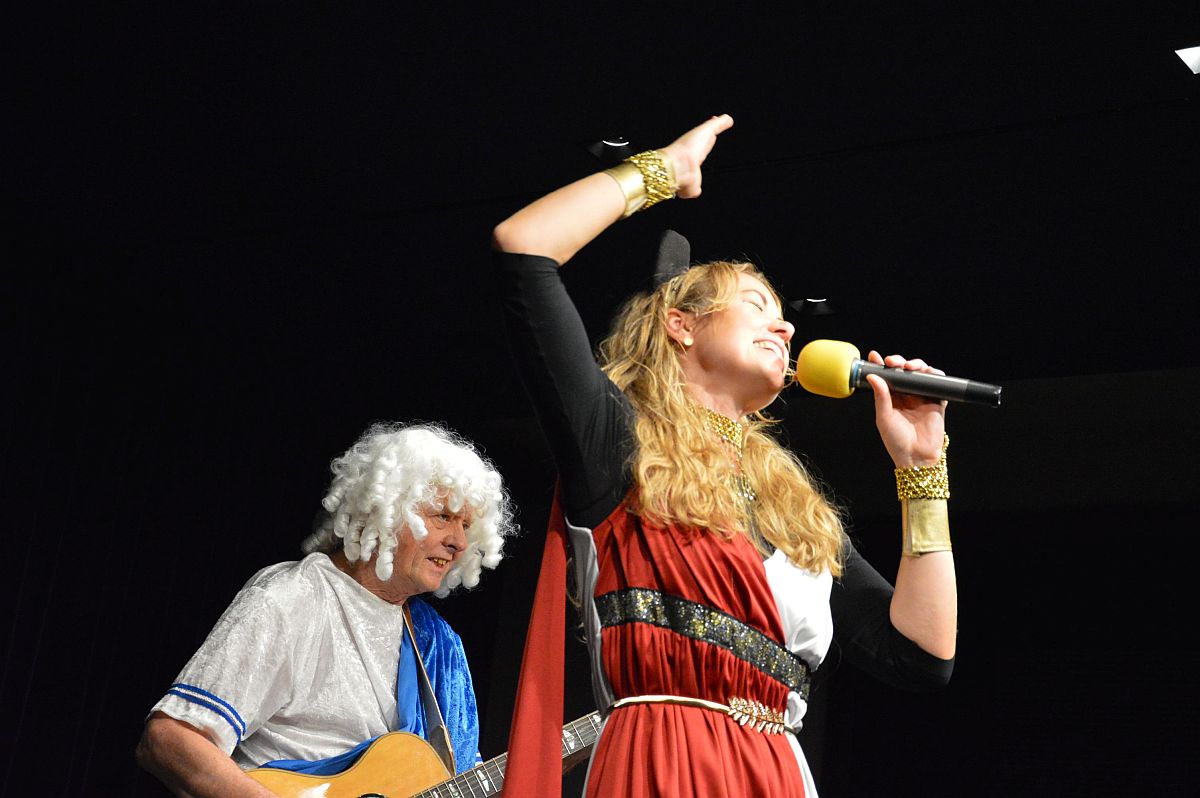 Die Allgegenwärtigkeit der Fastnacht in Mainz: Die Unsichtbare Römergarde lädt zu den V. "Saturnalien" am 11.11.2025