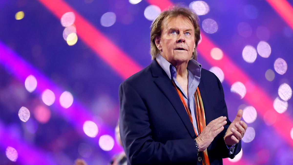 "Er lacht ein heiseres Lachen": Howard Carpendale berichtet über Missbrauch als Kind