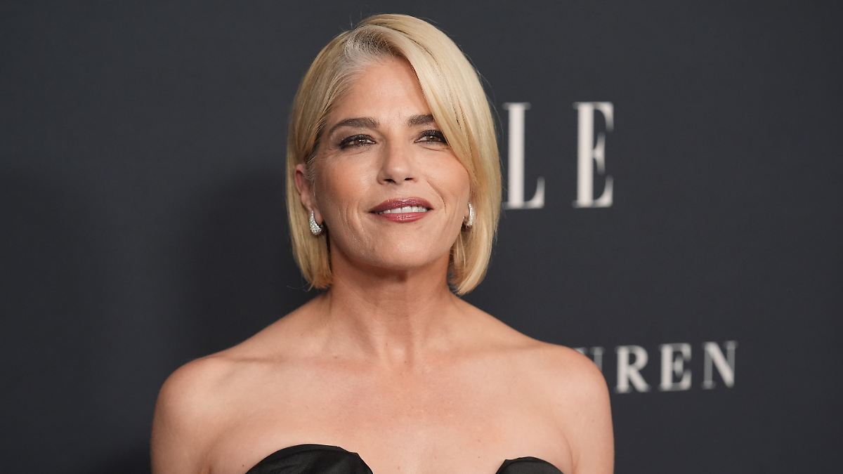 "Bekomme meine Ausdauer zurück": Selma Blair meldet sich nach MS-Erkrankung mit positiven Nachrichten