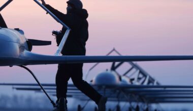 Russland will sich durch die Abschaltung des mobilen Internets an strategisch wichtigen Objekten besser vor ukrainischen Drohnenangriffen schützen. (Archivbild)