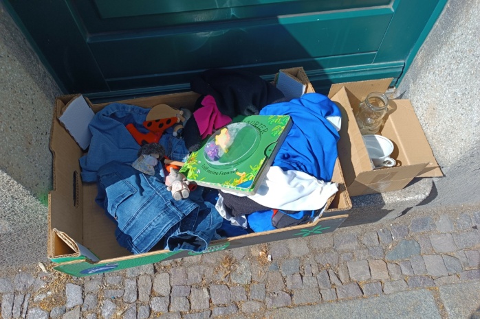 Verschenkekiste in Schleußig,