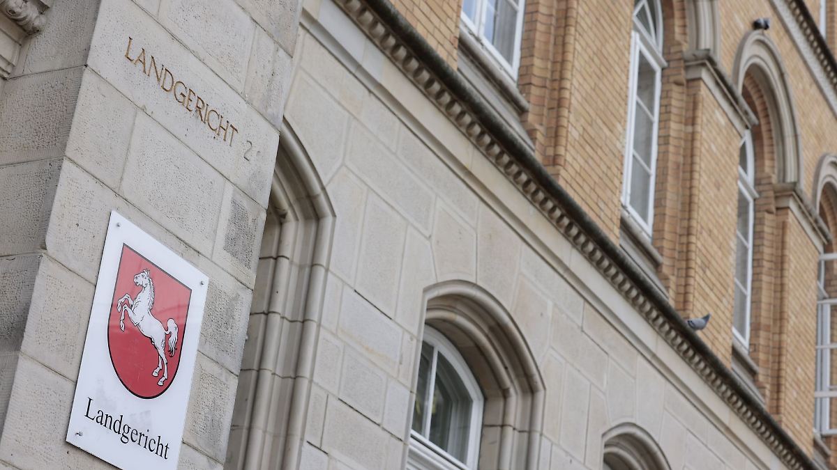 Niedersachsen & Bremen: Richter auf der Anklagebank: Es war alles einvernehmlich