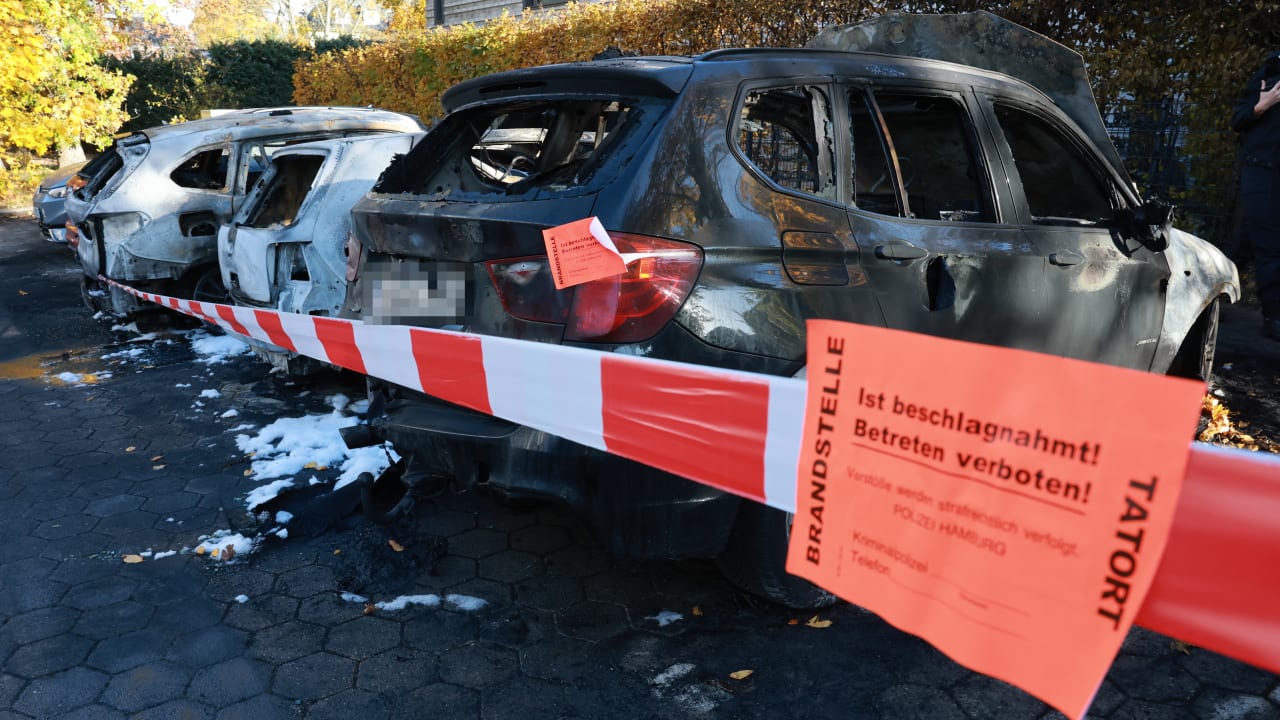 Hamburg: Auto von AfD-Spitzenpolitiker Baumann angezündet | News