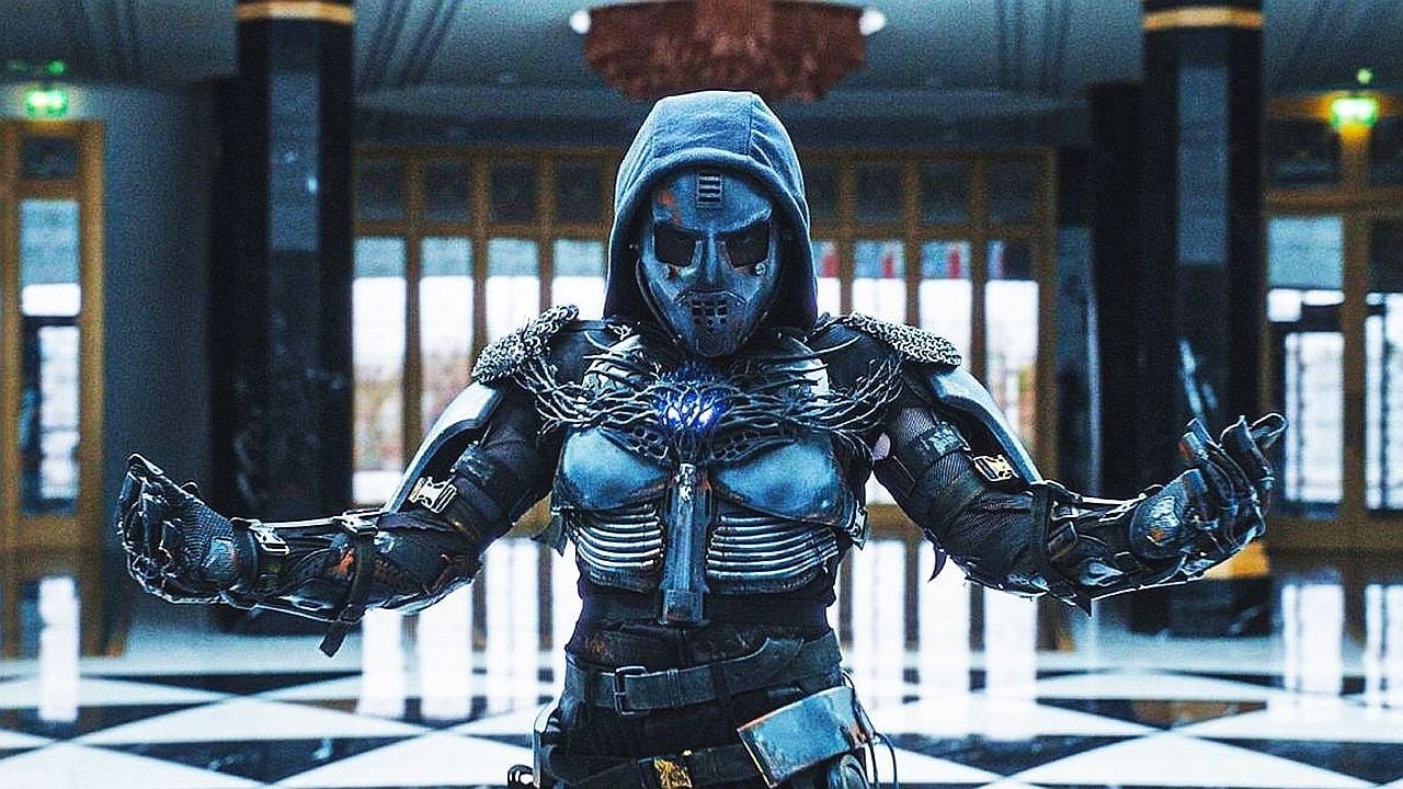 "Harry Potter"-Star pimpt sich selbst zum "Iron Man"-Verschnitt auf: Trailer zum Sci-Fi-Actioner "Project Darwin" - Kino News