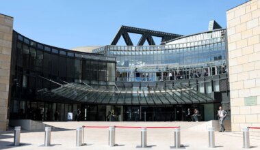 Nordrhein-Westfalen: Landtag diskutiert Polizeischuss auf Zwölfjährige in Bochum - Politik