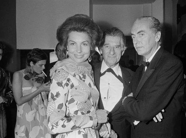Liliane Bettencourt und ihr Ehemann André (rechts), der mehrere Regierungsposten während der Präsidentschaften von Charles de Gaulle und Georges Pompidou bekleidete.