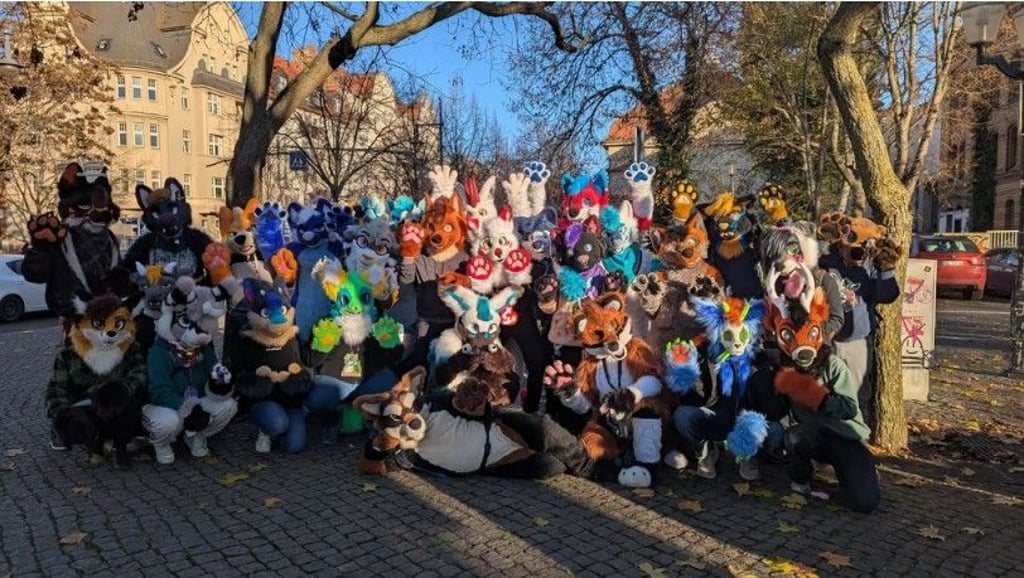 Ein sogenanntes Furries-Treffen fand am Samstag in Halle statt.