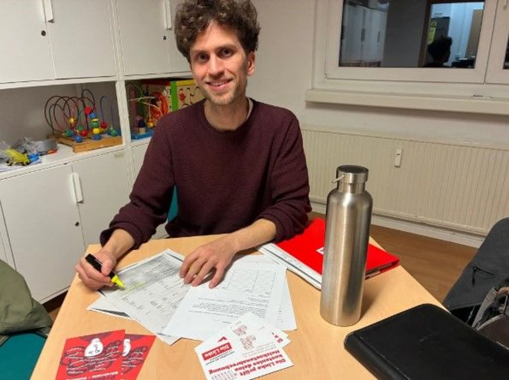 Yannick Ecker engagiert sich für Die Linke in Halle.