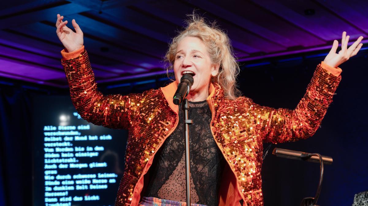 Natalie Hünigs feministisches Soloprogramm zum Abschied vom Alten Rock Café