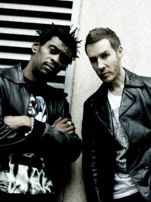 Massive Attack kündigen neue Musik an – laut.de – Seite 2/12