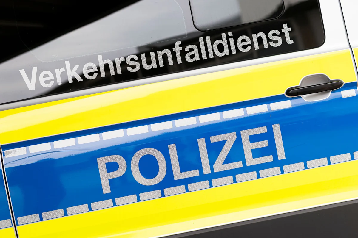 Polizeieinsatz - 80-Jähriger in Region Hannover tödlich verunglückt - Wirtschaft