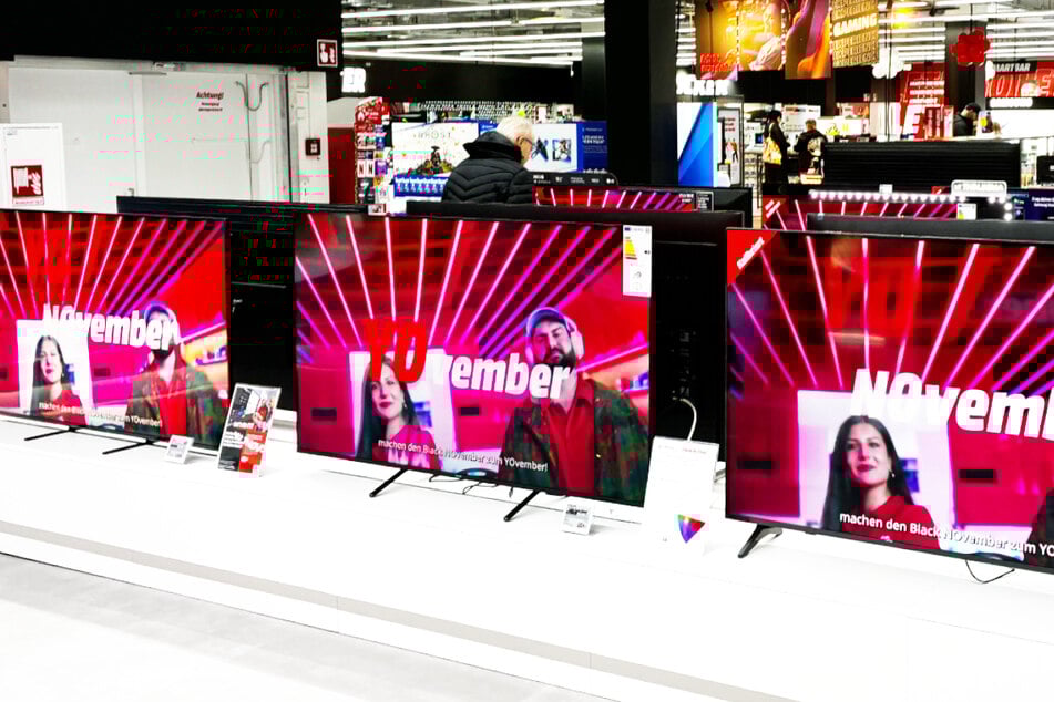 Am Montag (1.12.) bekommt Ihr bei MediaMarkt und Saturn Technik so günstig wie nie!