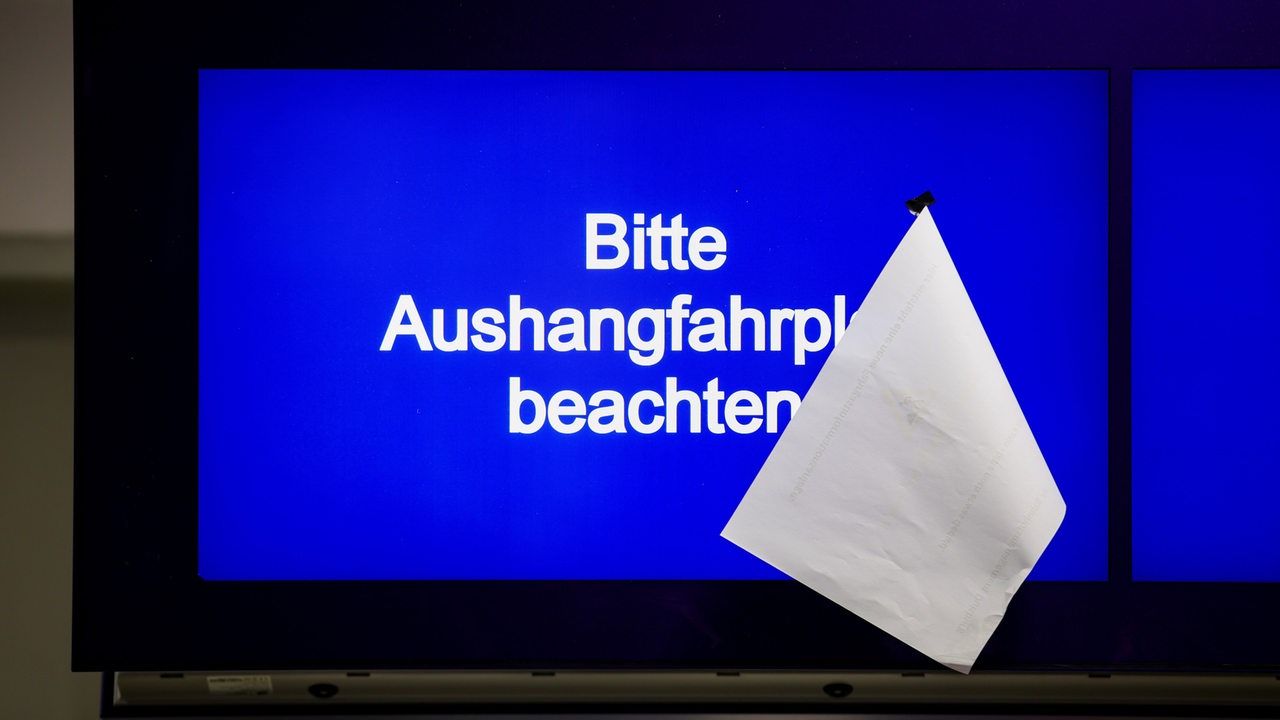 "Nervt nur noch": Strecke Bremen-Bremerhaven sorgt für Bahngast-Frust