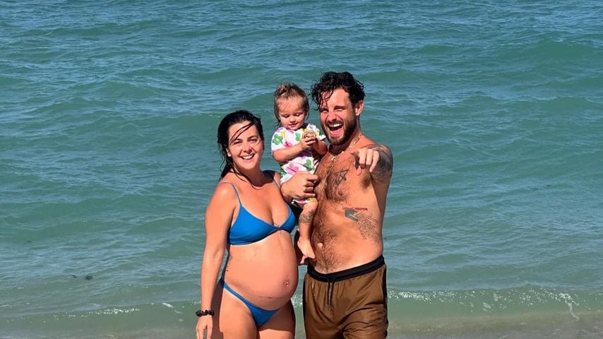 Bethany Meyers und Nico Tortorella mit ihrem Kind Kilmer Dove, Juli 2024