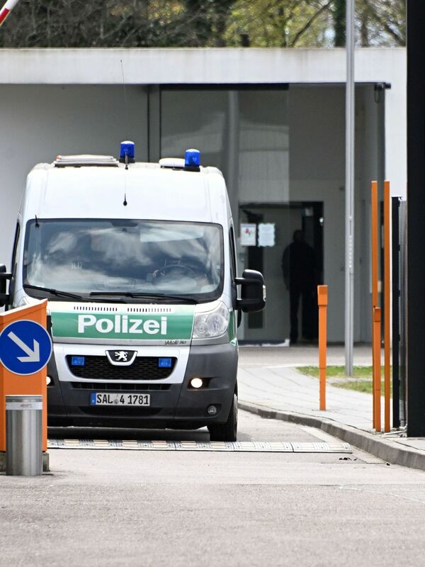 Bei seinem Besuch in Berlin wird ein Tourist aus Spanien schwer verletzt.