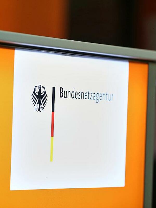 Zum EU-Digitalgipfel in Berlin hat Bundesnetzagentur-Präsident Klaus Müller Tempo bei der Regulier