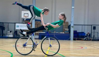 Donauwörtherinnen Nele und Mia Kern glänzen bei internationalem Wettkampf in Frankreich