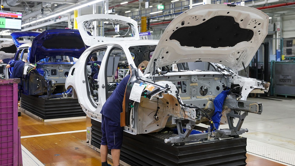 Trotz Krise: BMW will in Leipzig dreistelligen Millionenbetrag investieren