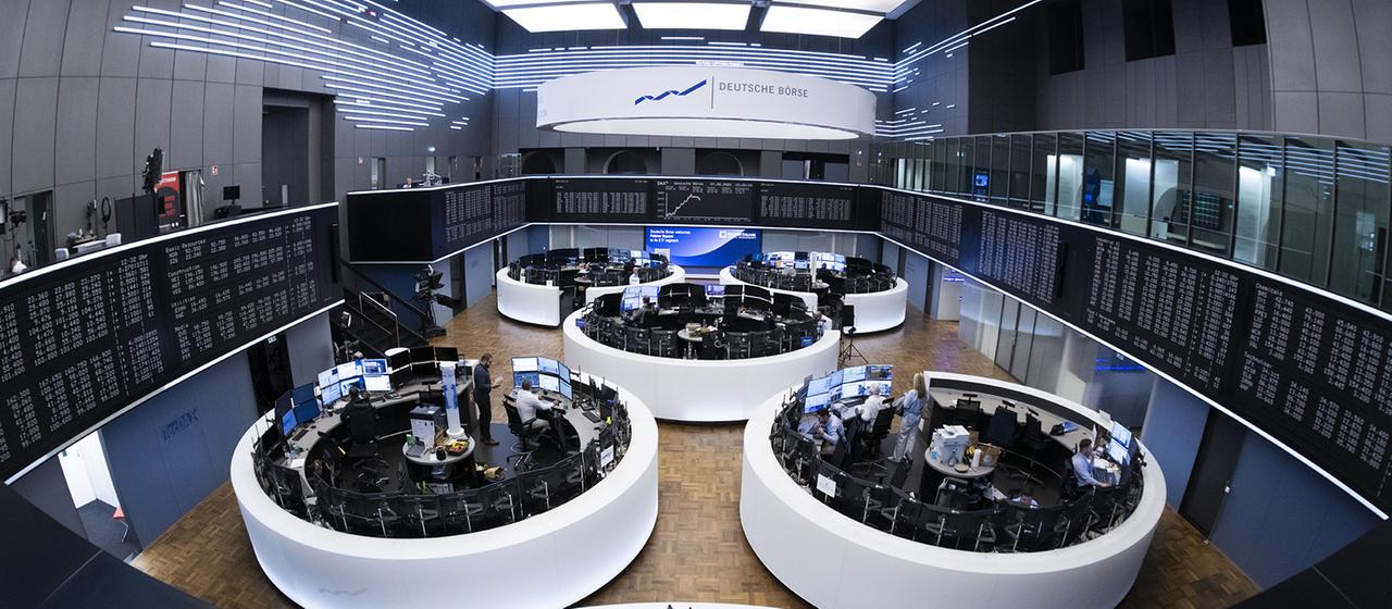 Das Börsenparkett in Frankfurt am Main | dpa Das Börsenparkett in Frankfurt am Main