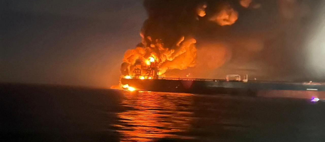 Brennender Tanker im Schwarzen Meer (Quelle: Türkische Generaldirektion für maritime Angelegenheiten)