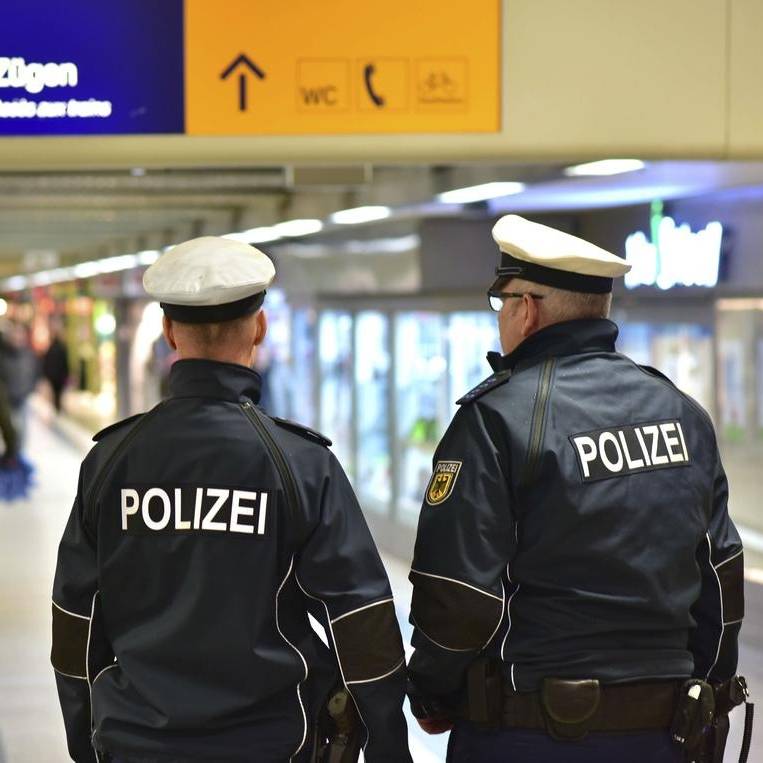 Duisburger Hauptbahnhof wird Waffenverbotszone - Radio Duisburg