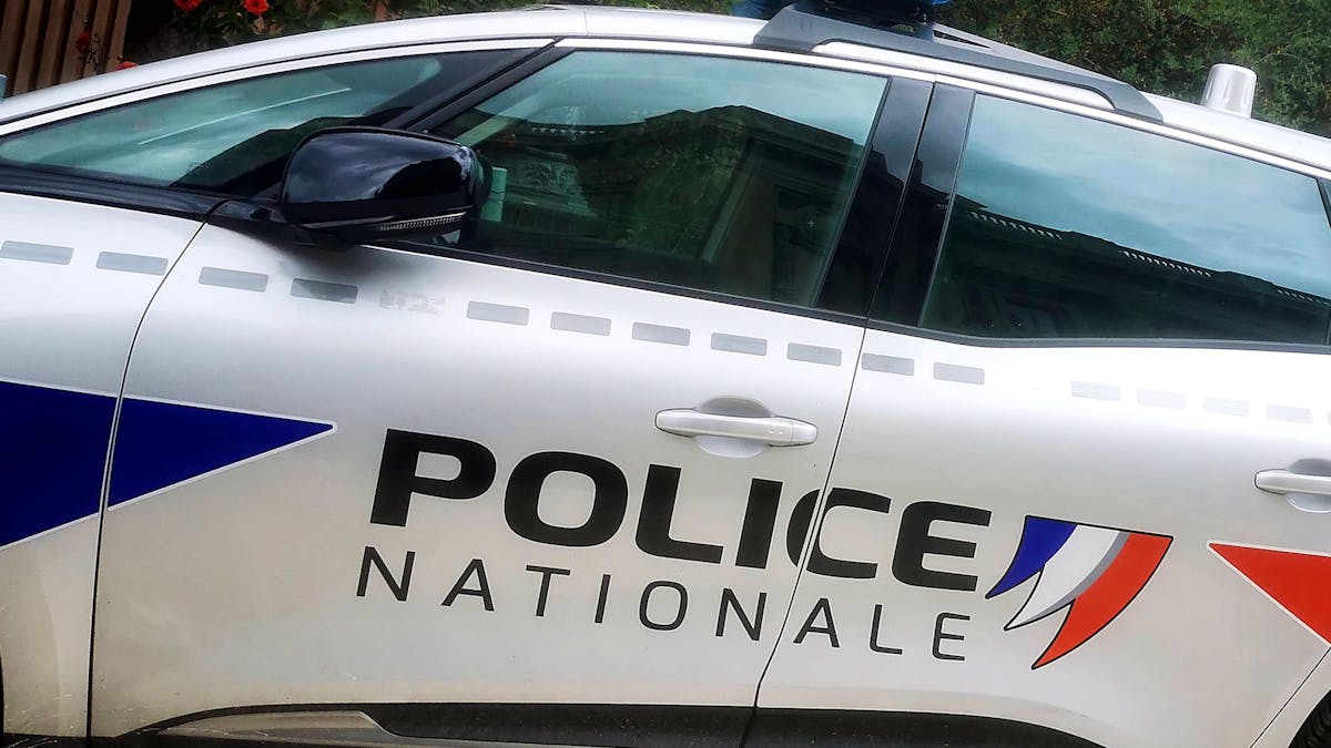 Frankreich: Mann rast mit Auto in Menschenmenge