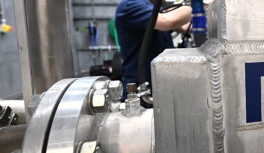 Großer deutscher Auto-Zulieferer streicht 1000 Jobs: Krise weitet sich aus | Regional