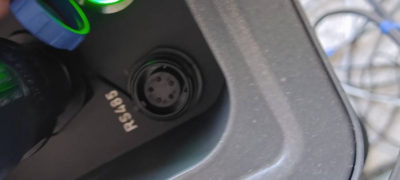 Marstek Jupiter C Plus: Speicher für Balkonkraftwerk mit integriertem Wechselrichter, vier MPPTs und dynamischer Einspeisung auf Basis des von einem Smart Meter übermittelten tatsächlichen Strombedarfs.