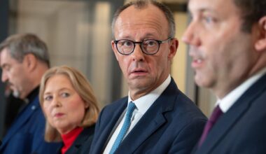 Renten-Gipfel im Kanzleramt: Jetzt laufen die wichtigsten Stunden von Merz’ Kanzlerschaft | Politik