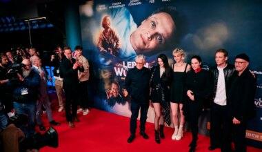 „Das Leben der Wünsche“-Premiere in München: Schweighöfer so geduldig wie eine Teflonpfanne - München