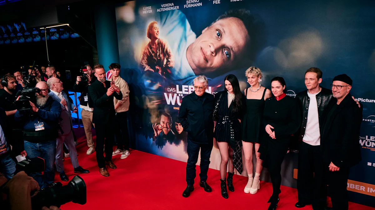 „Das Leben der Wünsche“-Premiere in München: Schweighöfer so geduldig wie eine Teflonpfanne - München