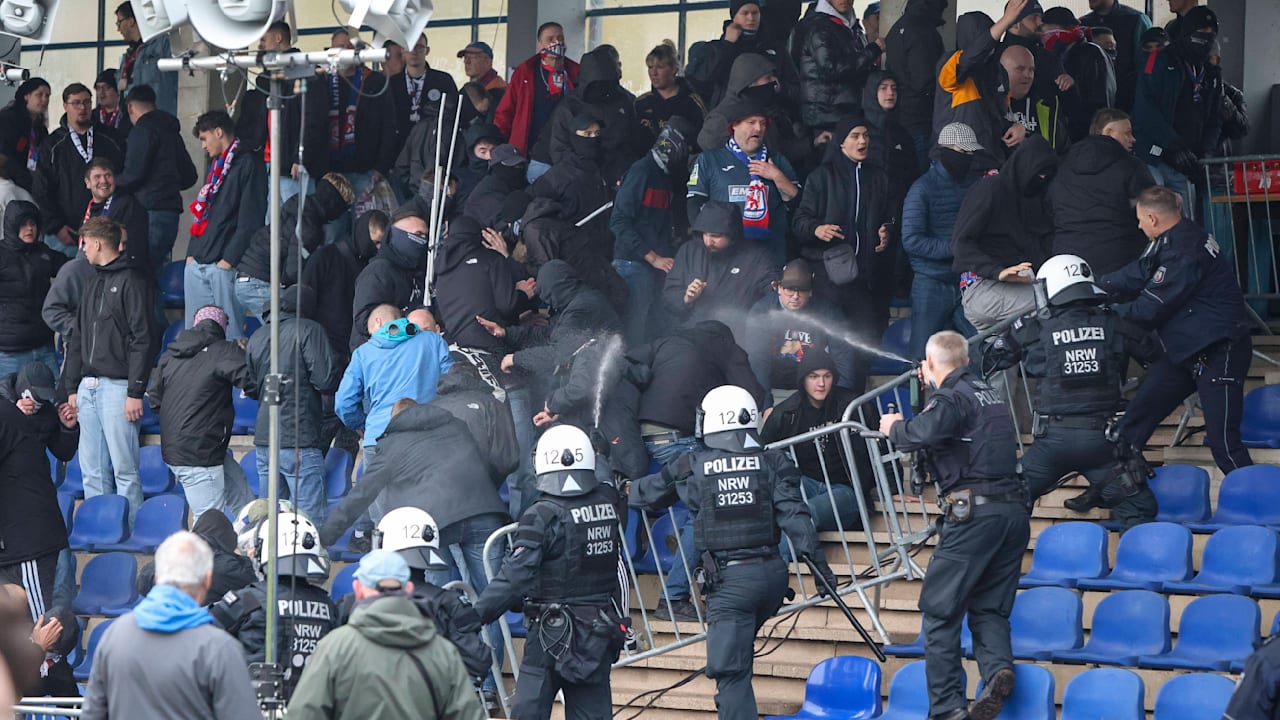 Fußball: Heftige Fan-Ausschreitungen inm Niederrheinpokal in NRW! | Sport