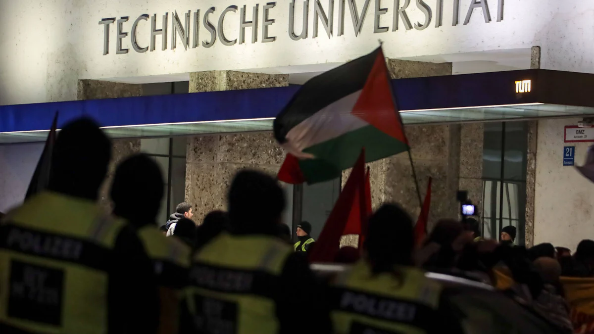 München: Pro-palästinensische Aktivisten versuchen TUM zu besetzen - München