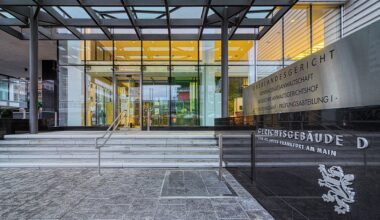 OLG zu 'Sehr geehrter Herr'-Anrede